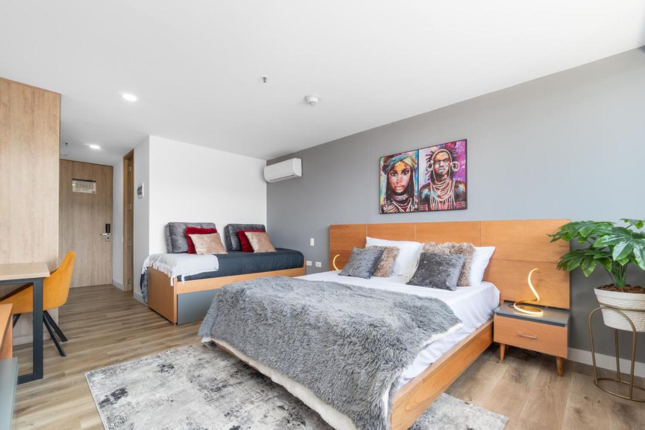 Apartamentos Go Living & Suites By Housy Host Medellín Zewnętrze zdjęcie