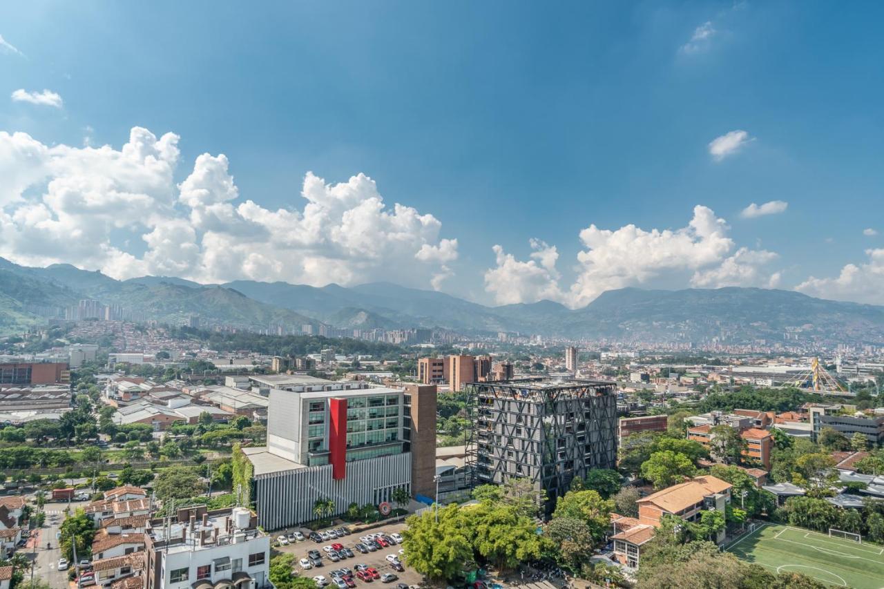 Apartamentos Go Living & Suites By Housy Host Medellín Zewnętrze zdjęcie