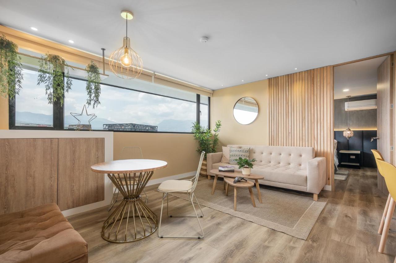 Apartamentos Go Living & Suites By Housy Host Medellín Zewnętrze zdjęcie