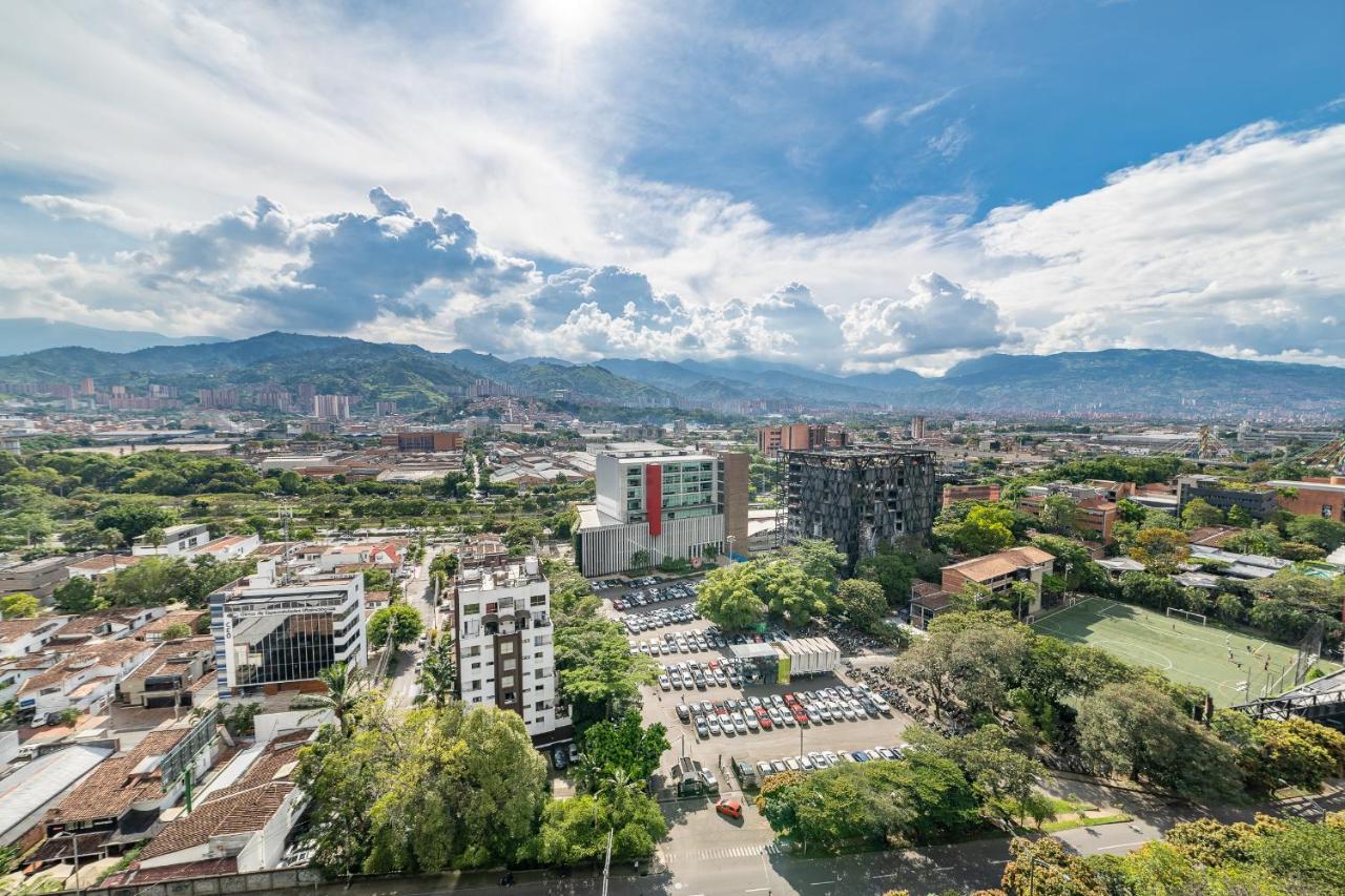 Apartamentos Go Living & Suites By Housy Host Medellín Zewnętrze zdjęcie