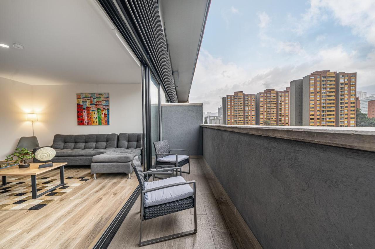 Apartamentos Go Living & Suites By Housy Host Medellín Zewnętrze zdjęcie